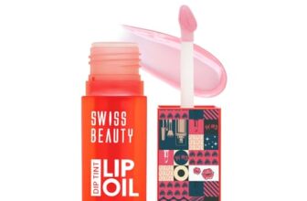 Swiss Beauty Dip Tint Lip Oil | Colour-Changing Lip Oil | Glossy Finish | Long-Lasting Moisturisation | Enriched with Vitamin E | Shade-01 Strawberry, 3ml