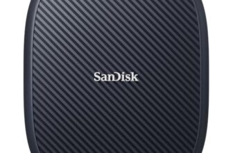 SanDisk 2TB Creator Phone SSD – Up to 1000 MB/s – Compatible with MagSafe for Your USB-C Smartphone – Shoot in ProRes with iPhone 15 Pro/Pro Max and iPhone 16 Pro/Pro Max, 5 Y Warranty, Black Color