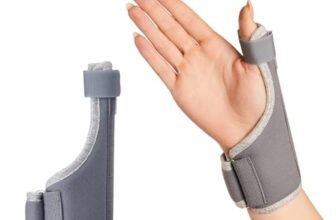 Amazon Basics Thumb Splint Support | Adjustable Stabiliser & Wrist Brace | Breathable, Padded Support | One Size Fits Left or Right Hand