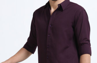 WHISQ Men Solid Casual Purple Shirt