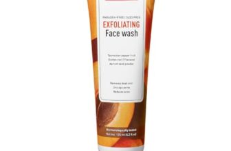 Sirona Exfoliating Face Wash for Men & Women 125 ML | Natural Face Cleanser with Apricot & Mint | Hydrating, Anti-Aging, Fights Acne & Blackheads | For All Skin Types, Daily Use