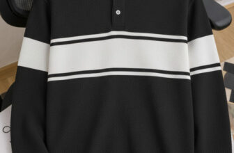 METRONAUT Colorblock Men Polo Neck Black T-Shirt