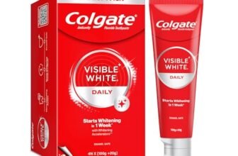 Colgate Visible White Teeth Whitening Toothpaste, Protects Enamel, Removes Stains, With Whitening Accelerators, 480g, 120g X 4