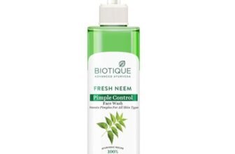 Biotique Fresh Neem Pimple Control Face Wash| Ayurvedic and Organically Pure| Prevents Pimples |100% Botanical Extracts| Suitable for All Skin Types | 200mL