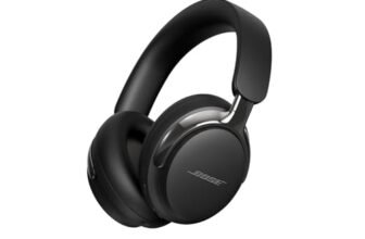 New Bose QuietComfort Ultra Bluetooth Headphones (2nd Gen), Wireless Headphones with Spatial Audio, Over Ear Noise Cancelling with Mic, Up to 30 Hours of Play time, Black