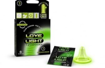 Love Light Glow Condom 3 Pcs Pack – Natural Rubber Latex – Lubricated with Reservoir Tip – Phosphorescent – Smooth Surfaced – International Quality ISO 4074