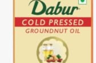 Dabur Pure & Unrefined Cold Pressed Groundnut Oil | 1L | Naturally Cholesterol Free | 1L | Rich Aroma & Flavour of Authentic Groundnuts | Contains Natural Antioxidants | Finest Quality Groundnuts | Naturally Rich in Unsaturated Fats