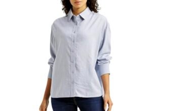 Levi’s Women’s Solid Relaxed Fit Shirt