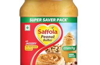 Saffola Peanut Butter with Jaggery, Crunchy 850 gm | High Protein Peanut Butter | No Refined Sugar