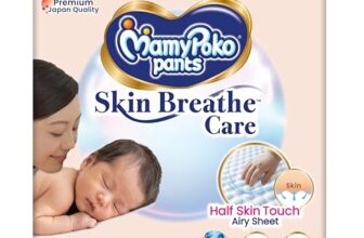 MamyPoko Pants Skin Breathe Care | Baby Diapers New Born Size (NB) | 74 Count | up to 5Kgs | Half Skin Touch Airy Sheet | 3X Breathable | Derma Tested