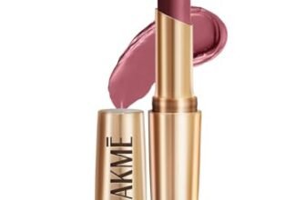 LAKMÉ Powerplay Priming Matte Lipstick, Smooth Matte Finish, Lightweight Lipstick, Smudgeproof, Lasts 16hrs, Hydrates Lips, Berry Base, 3.6g