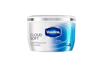 VASELINE Cloud Soft, Light Moisturiser, 300 ml, for Plump, Soft Skin, with Ceramides & Hyaluron Fillers, 10X Hydration Volume, Non-Sticky