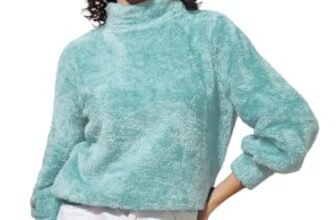 THE DRY STATE Women’s Fur Pull Over With High Neck