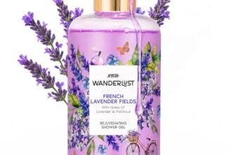 Nykaa Wanderlust French Lavender Relaxing & Destressing Floral Perfume Body Wash, with Patchouli, Vitamin E & Glycerine, Hydrating Shower Gel for Smooth & Soft Skin, Long-lasting Fragrance, No Paraben