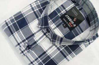 Studio-9 Men Checkered Casual White, Blue Shirt