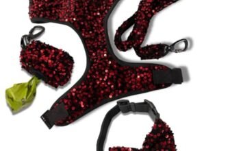 A+a Pets’ Sequins Set of 5- Harness, Leash, Collar, Bow & Poo Bag Pouch for Dogs and Cats (M, Red)