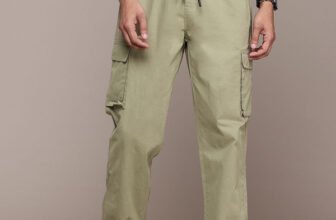 Roadster Relaxed Men Light Green Trousers