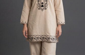 EDLEY ALLAN Women Embroidered A-line Kurta(Beige)