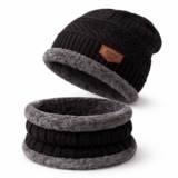 Fitness Mantra® Sports Winters Cap & Muffler for Men & Women| Beanie Cap| 1 Set| (Black)